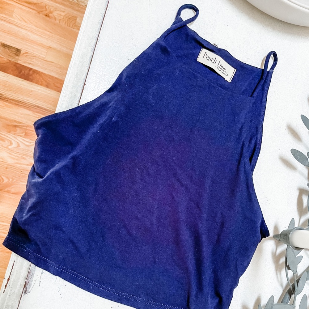 Navy blue crop tank.